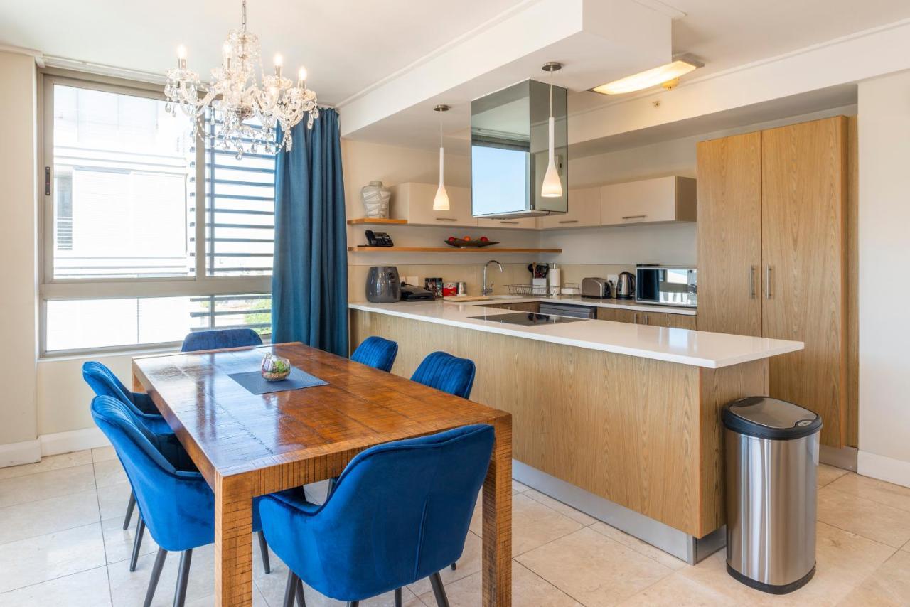 V&A Waterfront Luxury Apartments By Mcstay เคปทาวน์ ภายนอก รูปภาพ