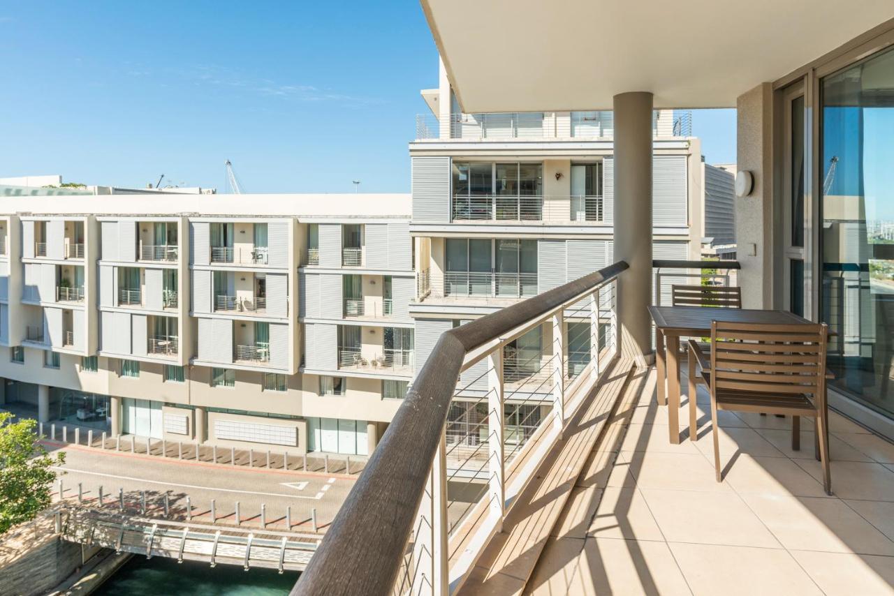 V&A Waterfront Luxury Apartments By Mcstay เคปทาวน์ ภายนอก รูปภาพ