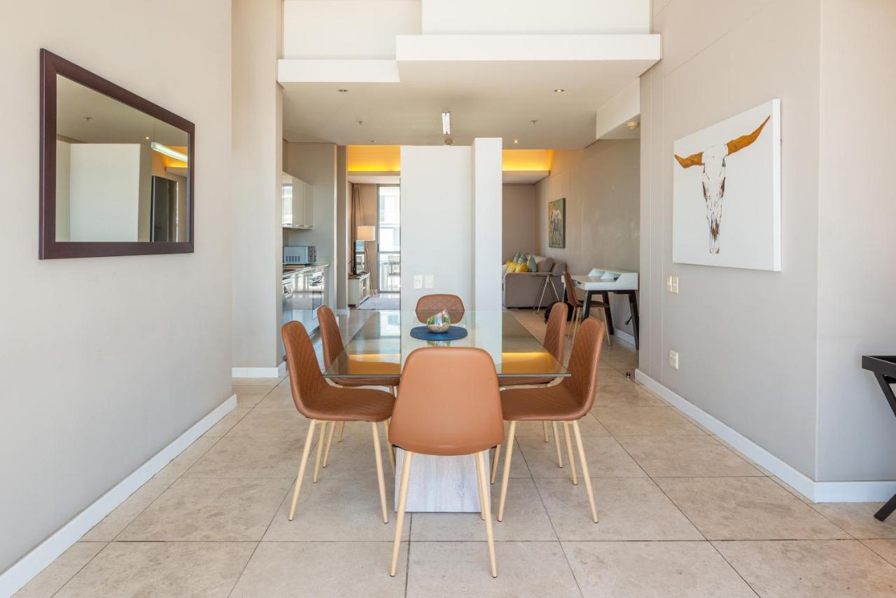V&A Waterfront Luxury Apartments By Mcstay เคปทาวน์ ภายนอก รูปภาพ